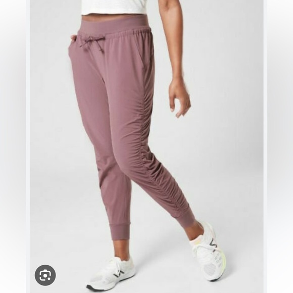 Athleta Attitude Jogger Pant Volcanic Violet Size 4 - Picture 1 of 10